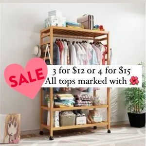 FLASH SALE! Summer tops on sale!